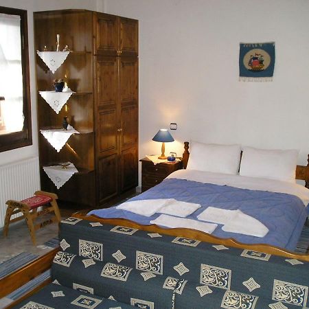 Studio Next To The Main Square Zagora Exterior photo